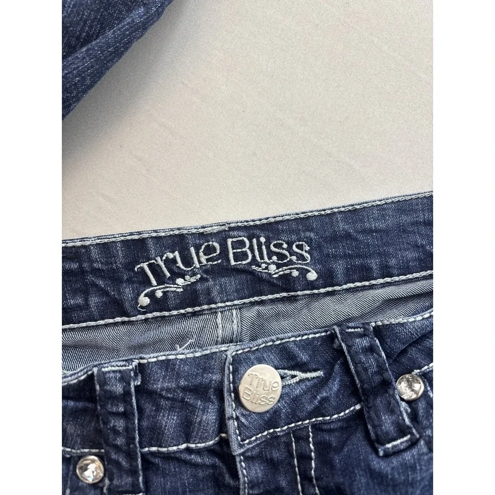 True Bliss Womens Size 3 Low Rise Bootcut Jeans Dark Wash Rhinestone Embroidered